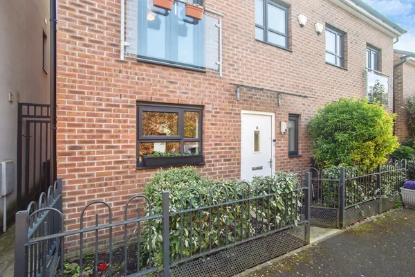 Hatton Gardens, SALFORD, Lancashire, M7