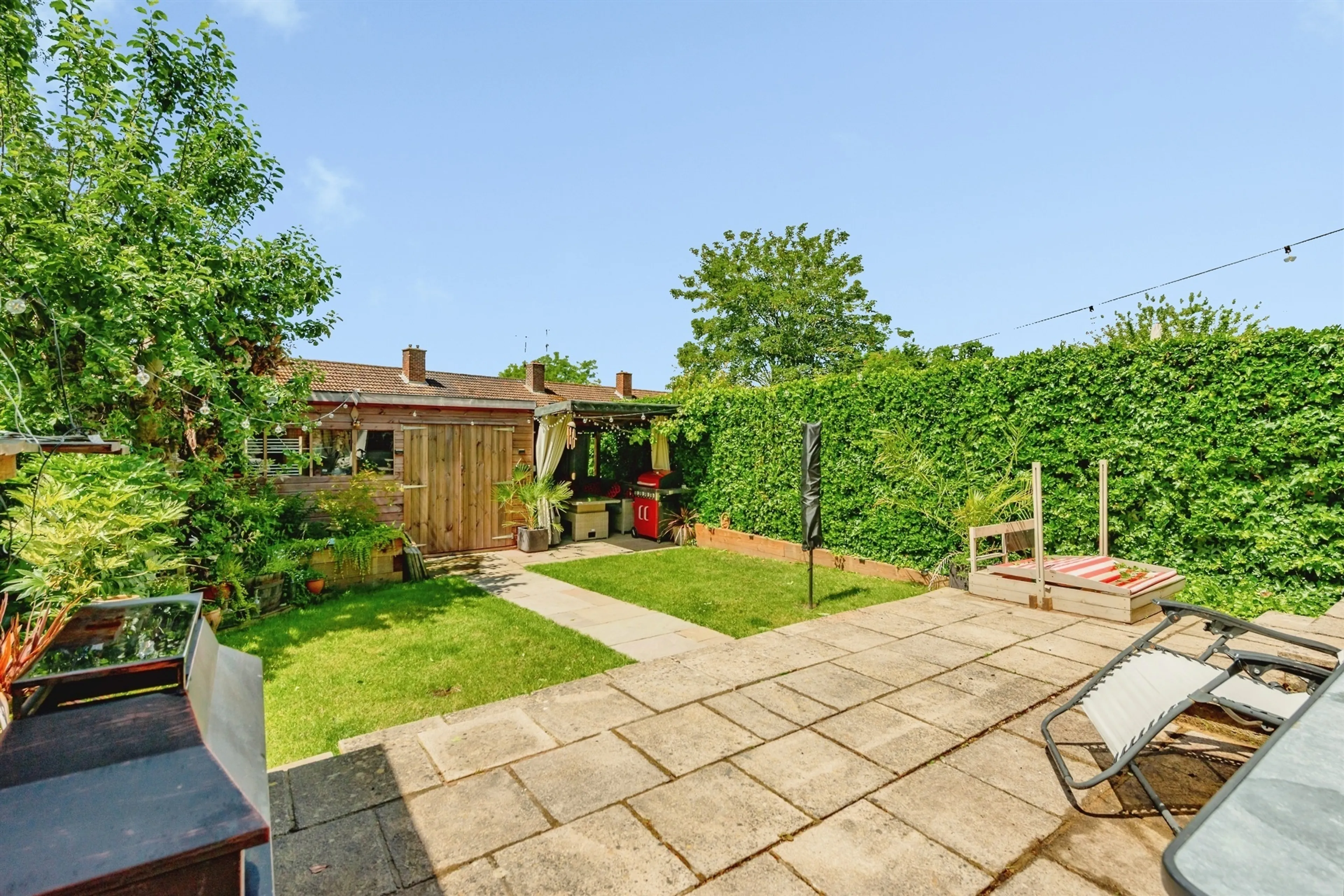 Property at Hillcrest Close, Crawley