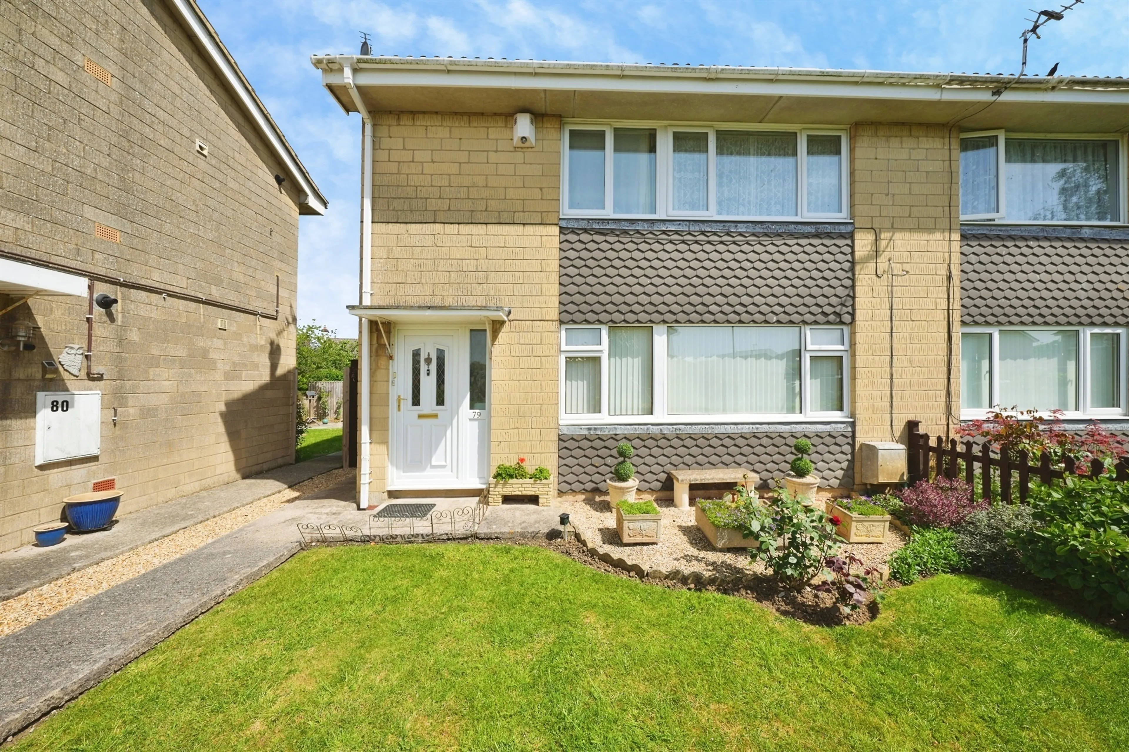 Property photo 0