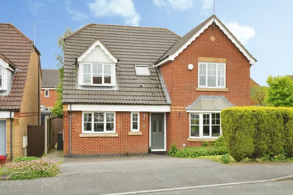 Sawbridge Close, Ellistown, Coalville...
