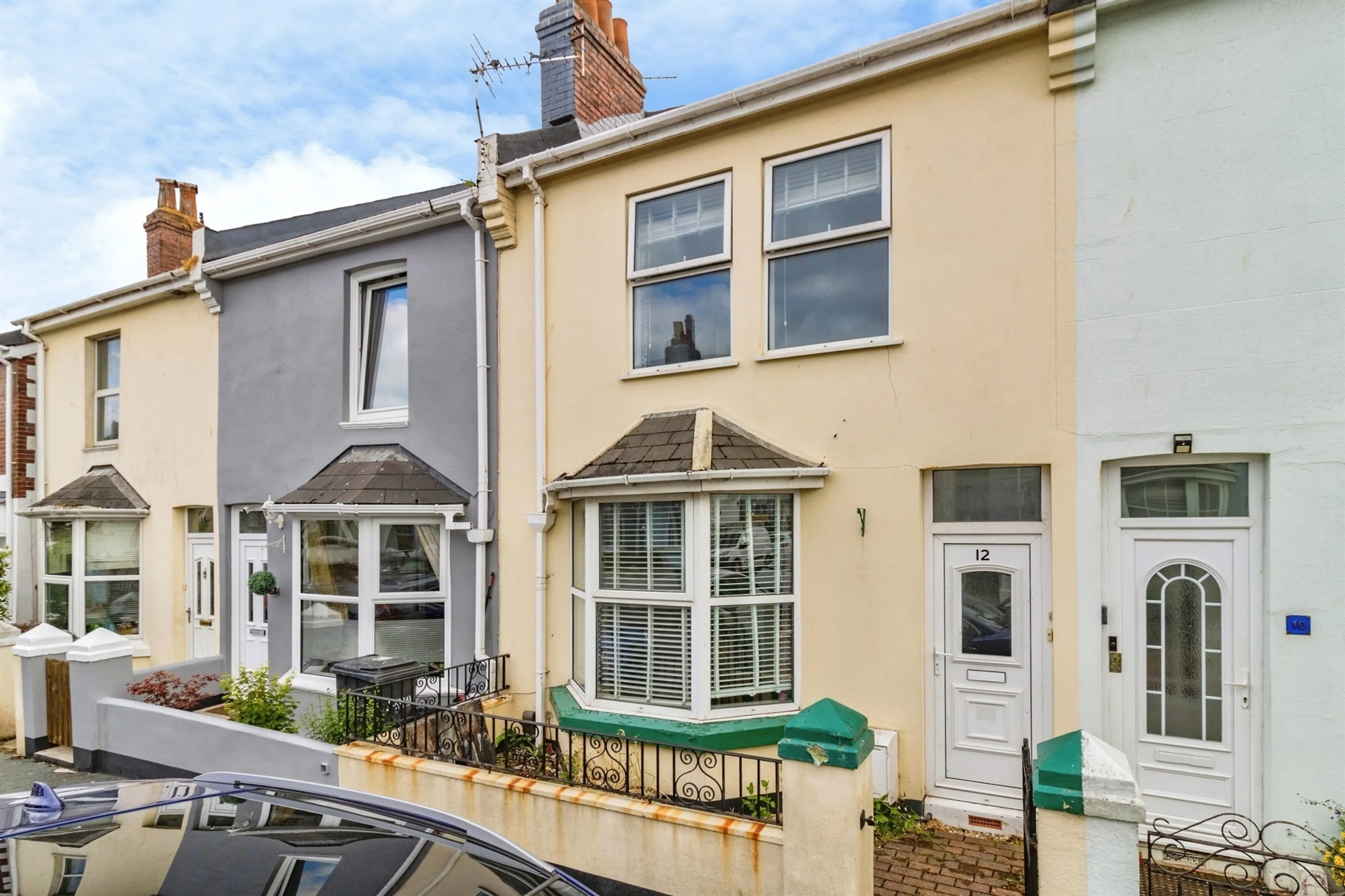 Property photo 0