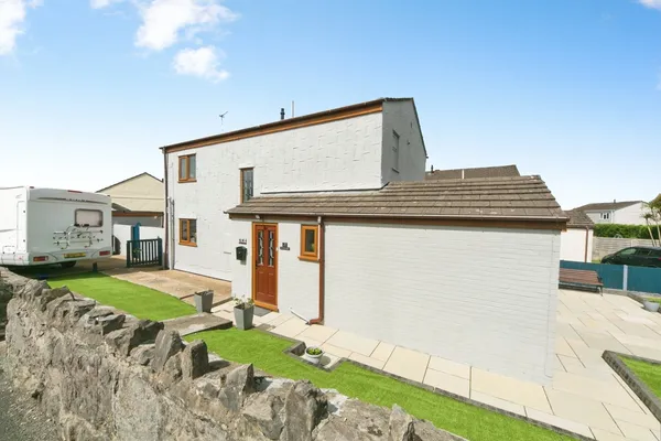 Cil Y Graig, Llanfairpwllgwyngyll, Is...