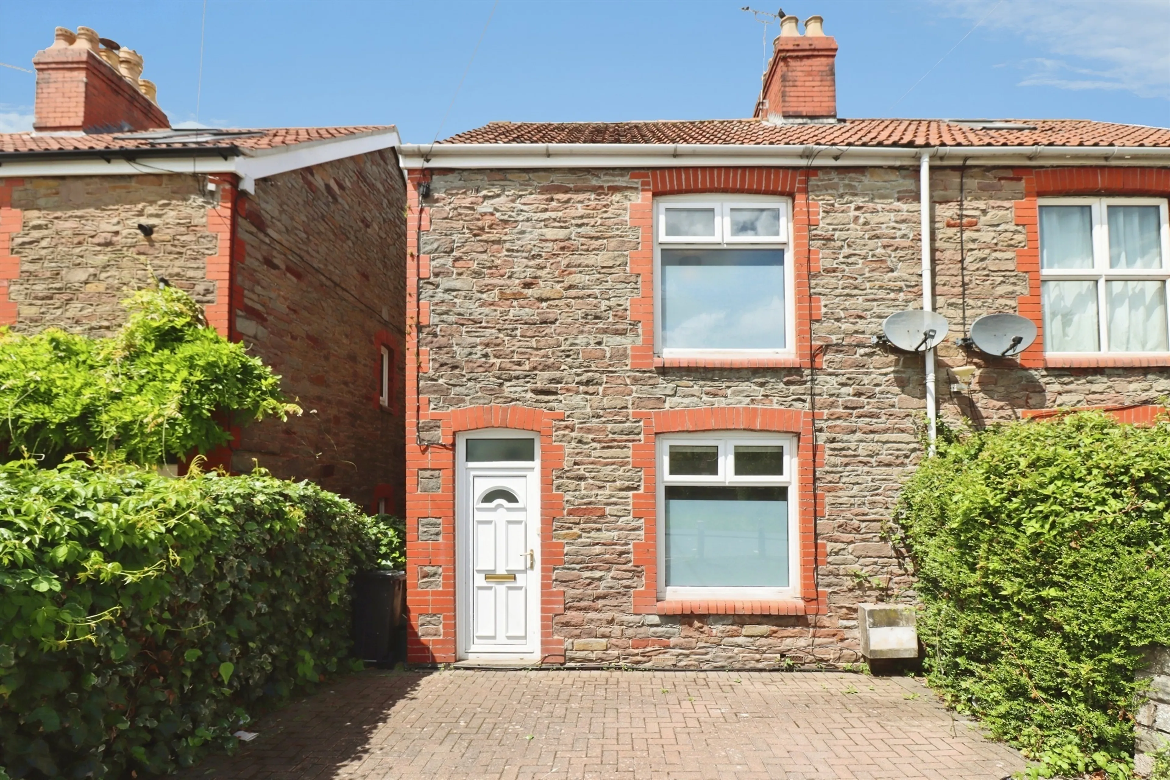 Property photo 0