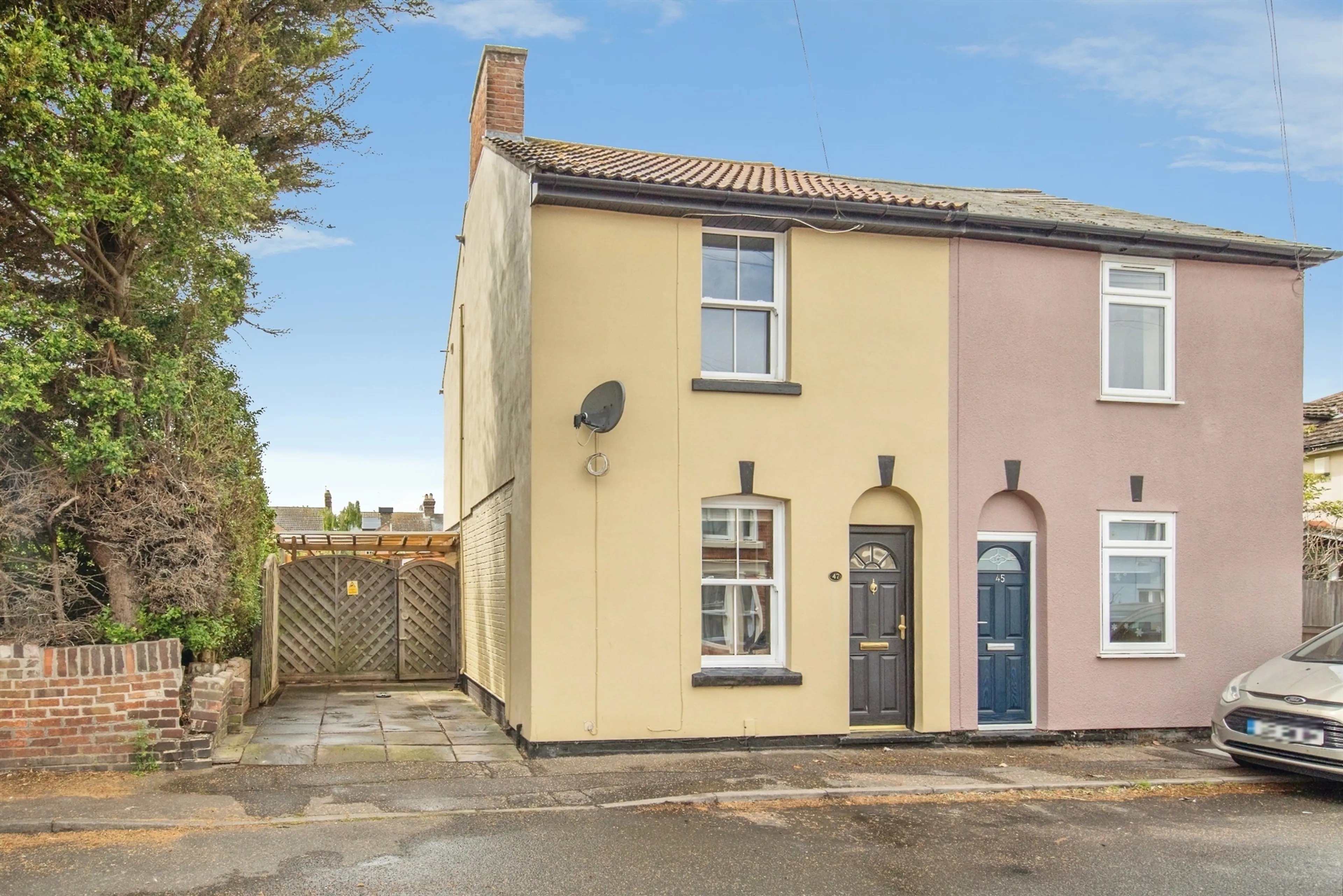 Property photo 0