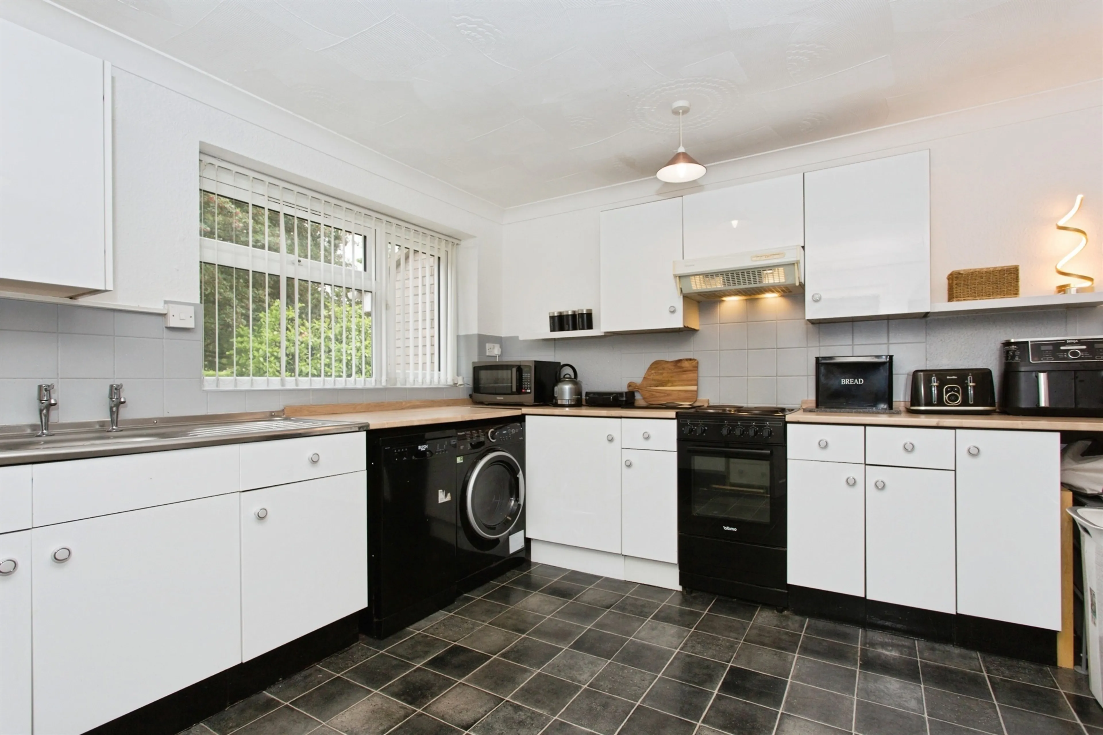 Property at St. Thomas Close, Comberton, Cambridge