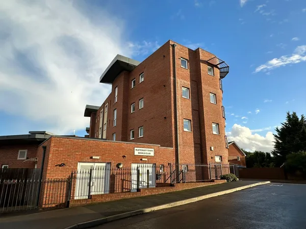 Princes Way, Bletchley