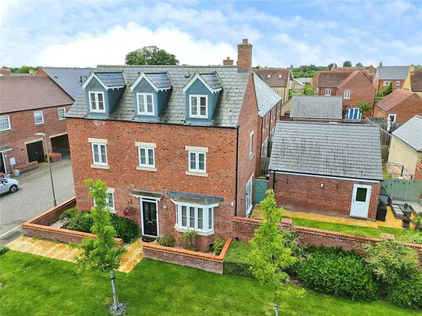 Lingfield Road, BICESTER, Oxfordshire...