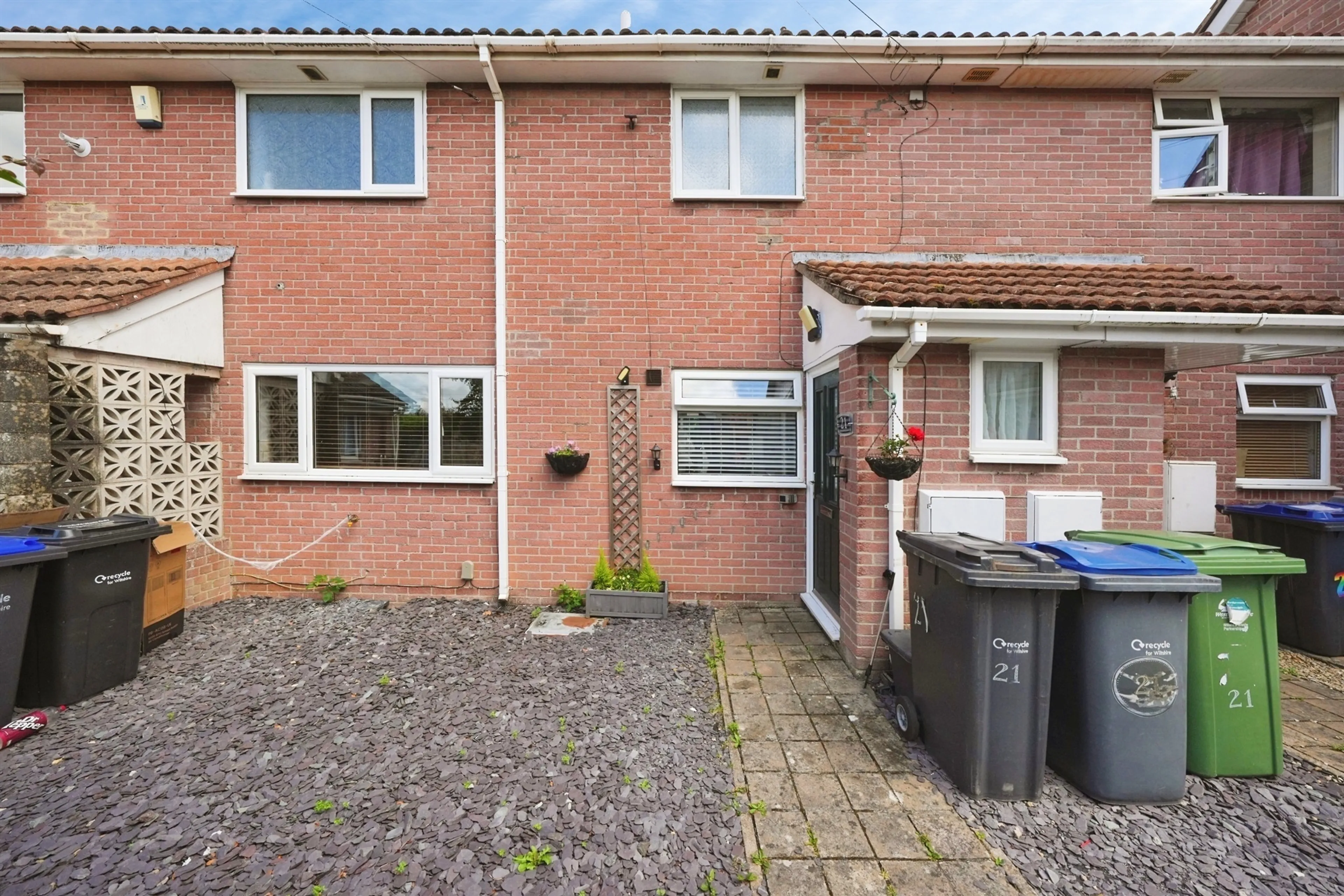 Property photo 0