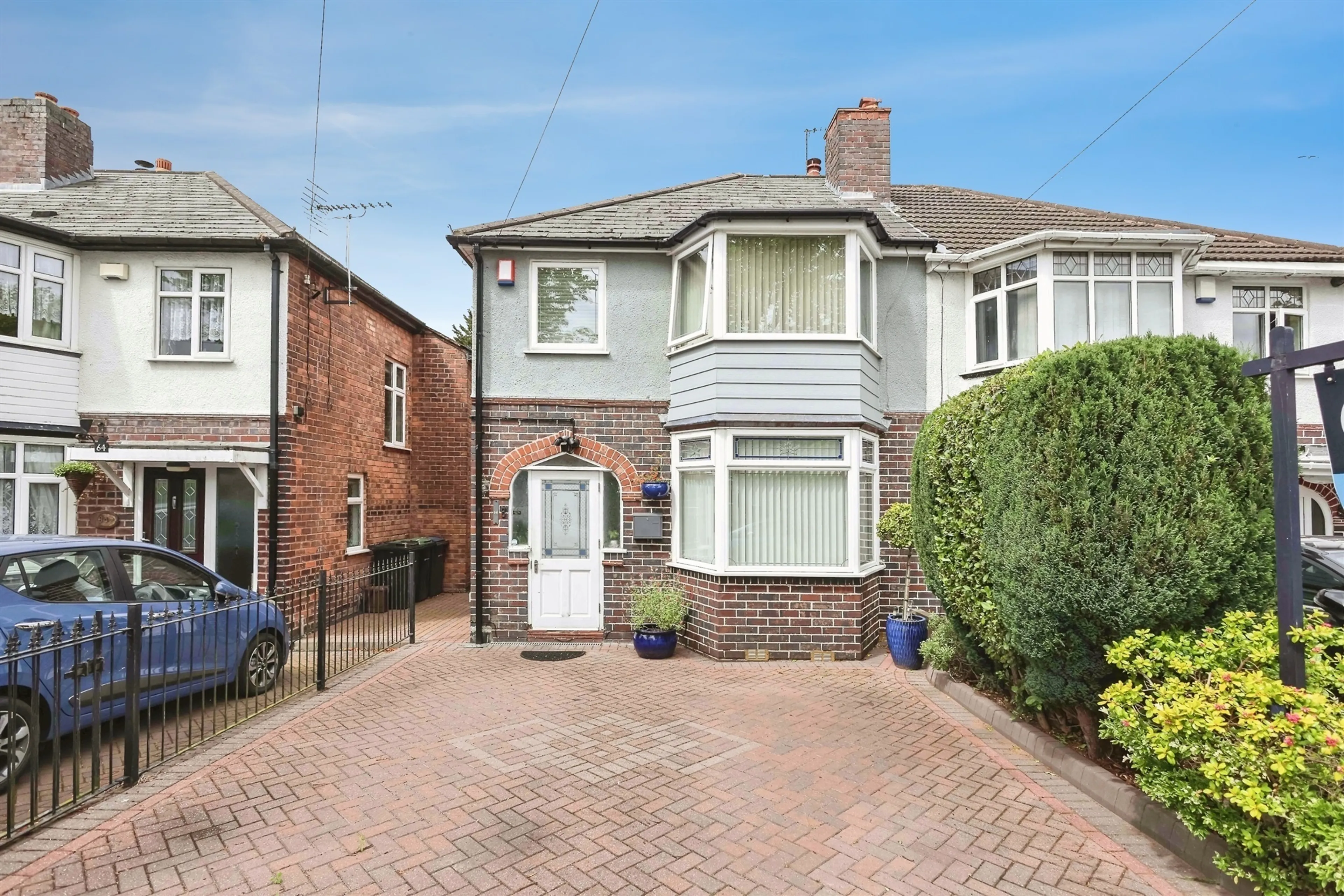 Property photo 0