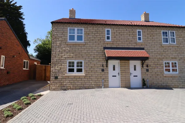 Yew Dene Grange, Willerby