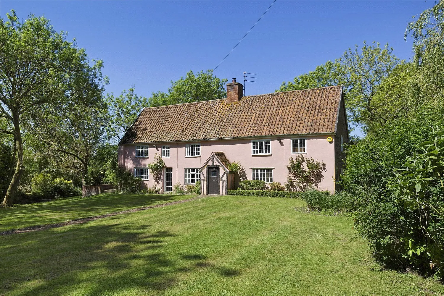 Linstead, Halesworth, IP19 photo 4