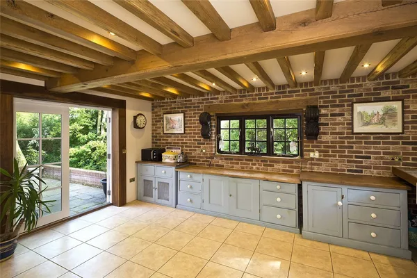 Linstead, Halesworth, IP19 photo 6