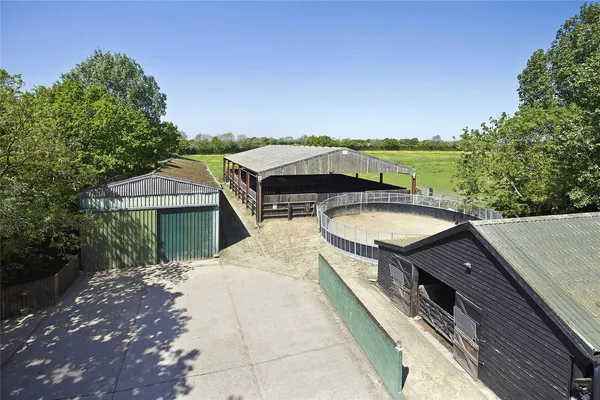 Linstead, Halesworth, IP19 photo 16