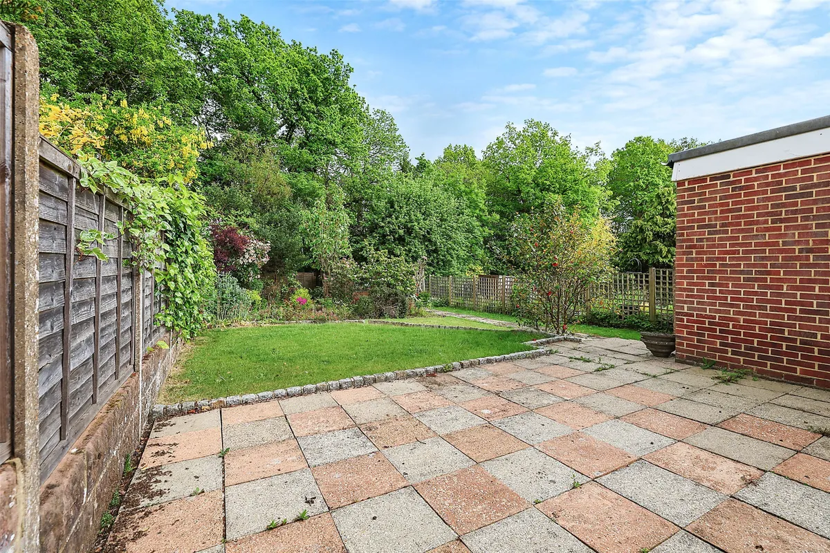 Chestnut Copse, Hurst Green, Surrey, RH8