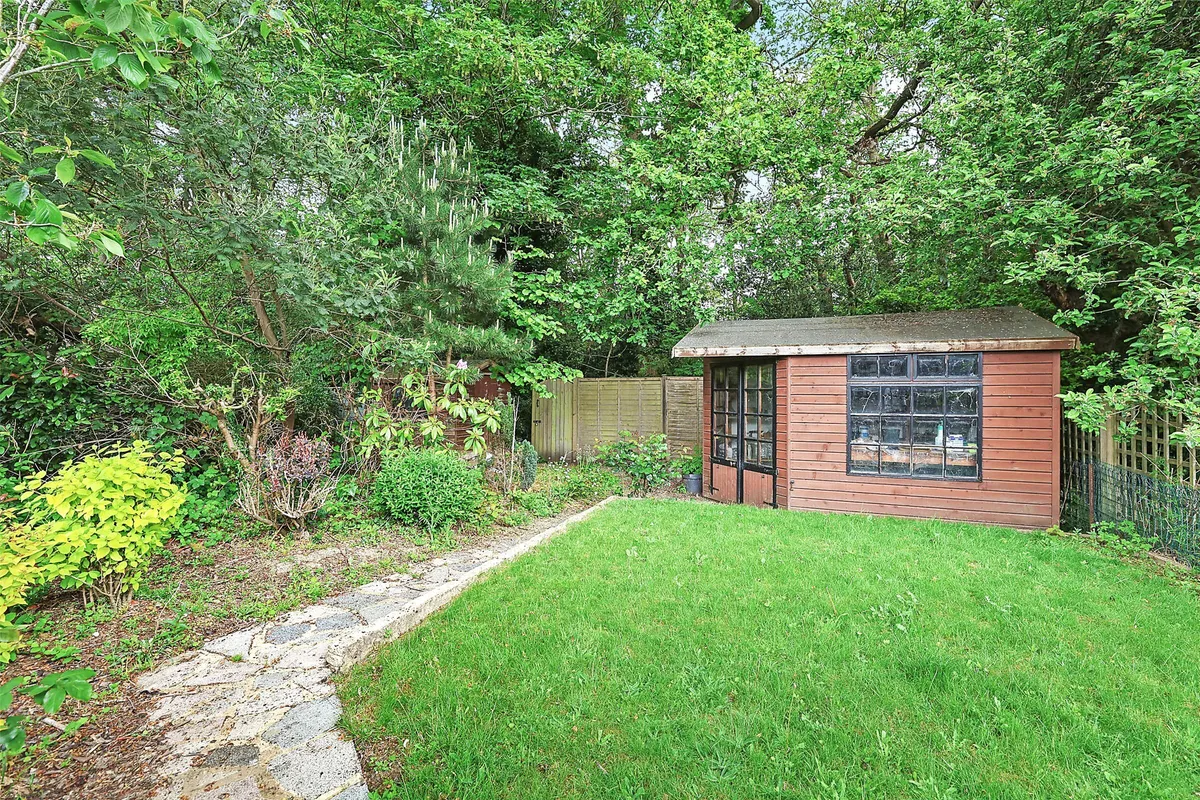 Chestnut Copse, Hurst Green, Surrey, RH8