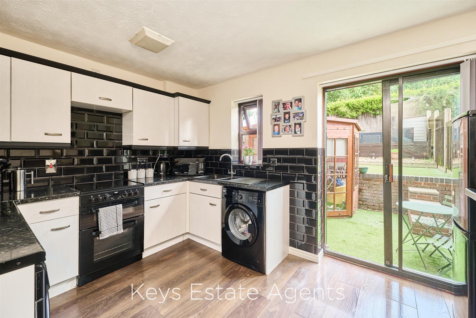 Brookview Drive, Stoke-On-Trent Image 6