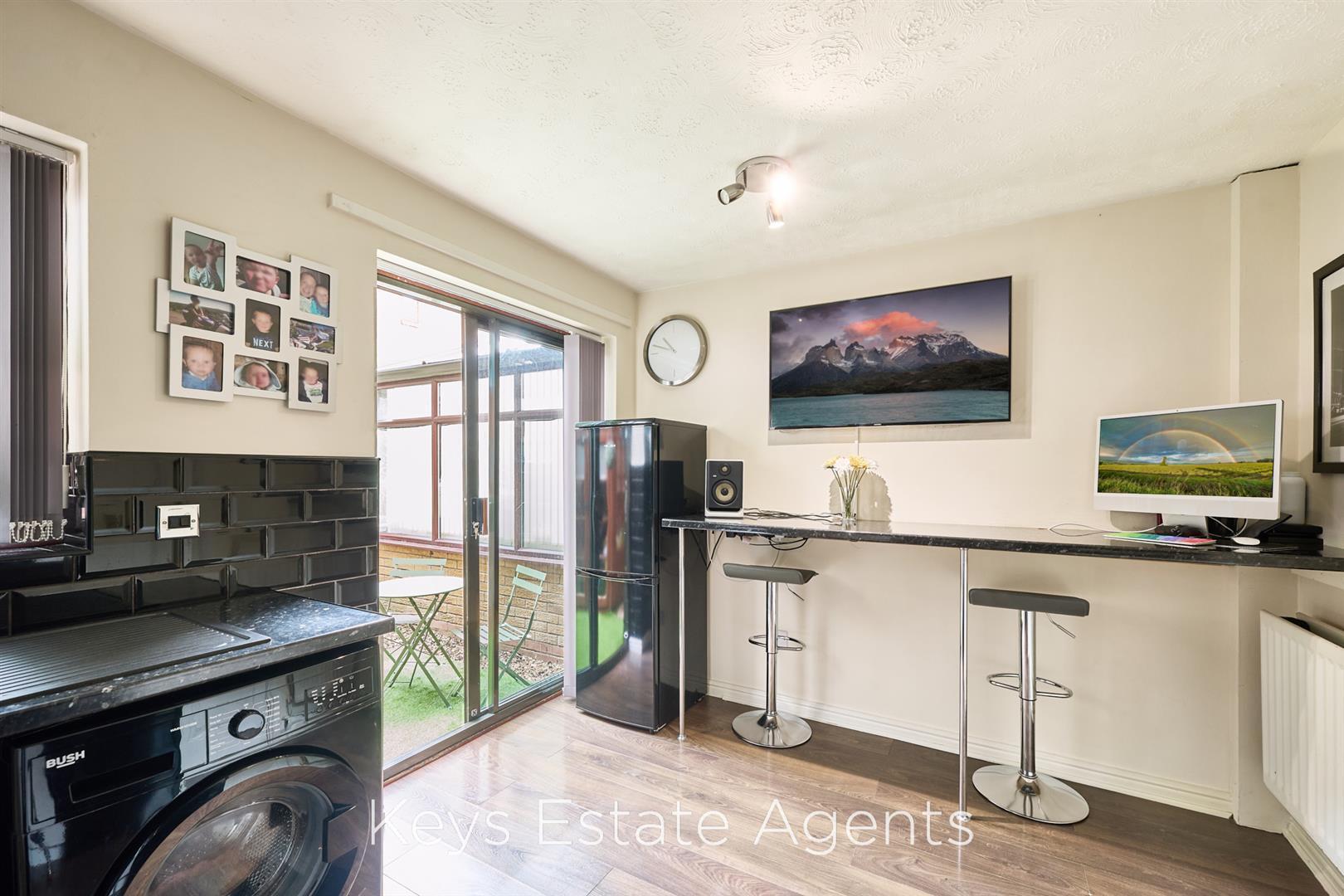 Brookview Drive, Stoke-On-Trent Image 9