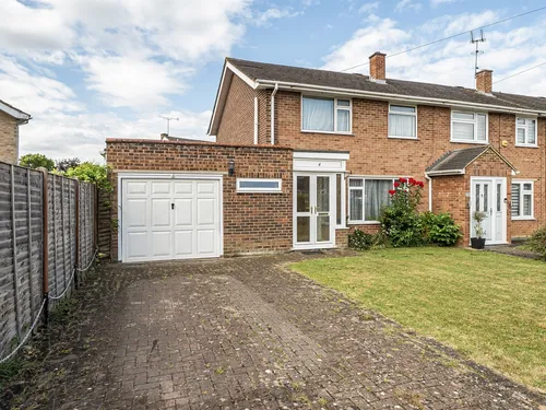 Lynden Close, Holyport, Maidenheadphoto