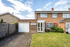 Lynden Close, Holyport, Maidenhead