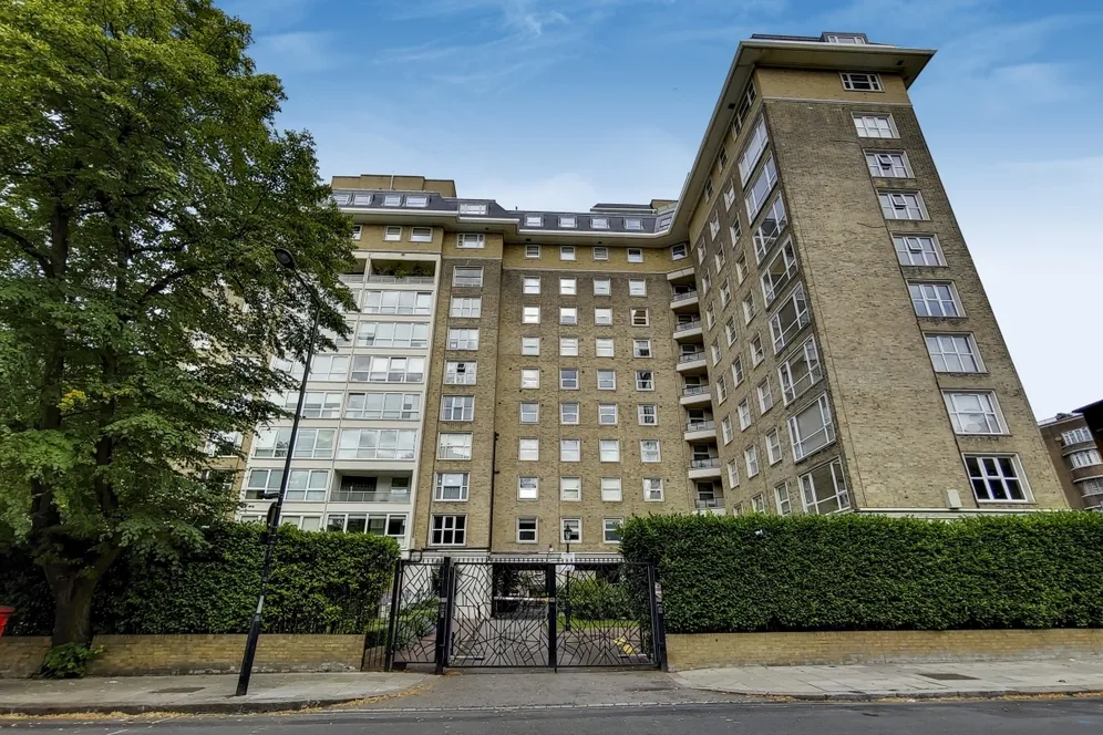 St. Johns Wood Park London NW8 photo 3