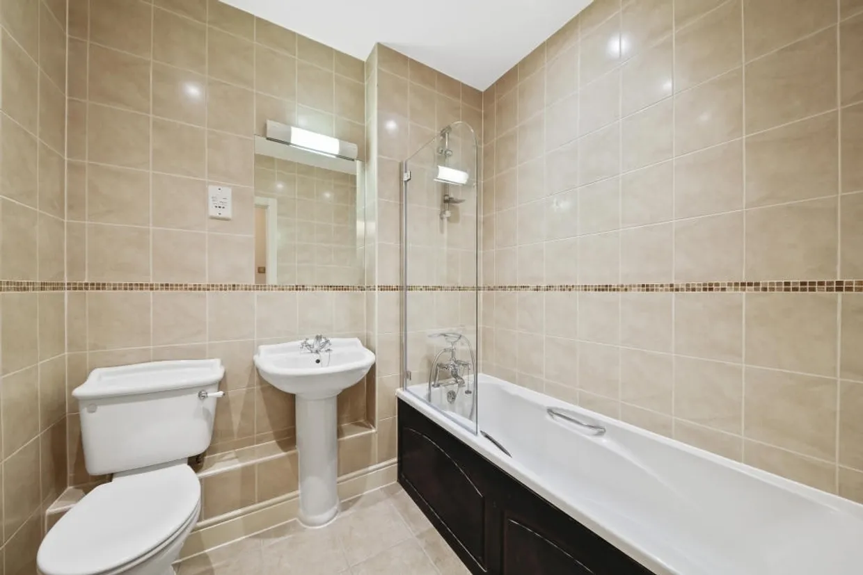Wimbledon SW19 photo 2