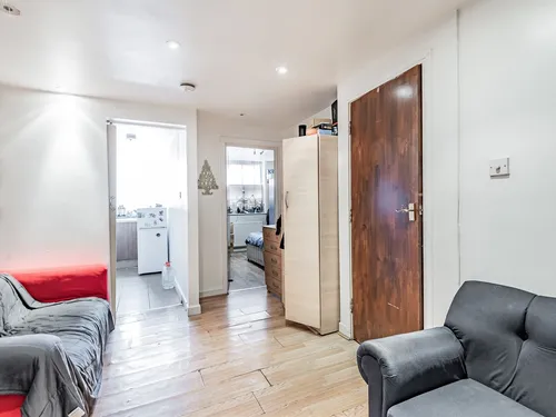 Clapham Road, Londonphoto