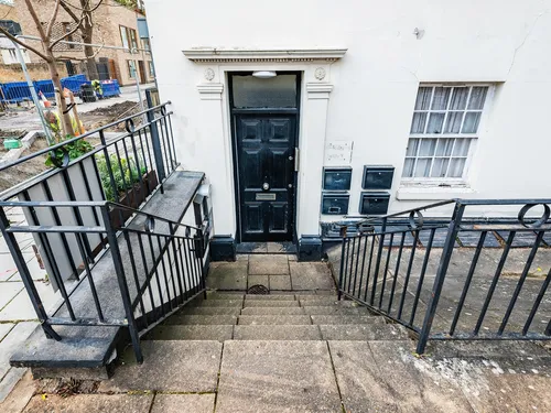 Clapham Road, Londonphoto
