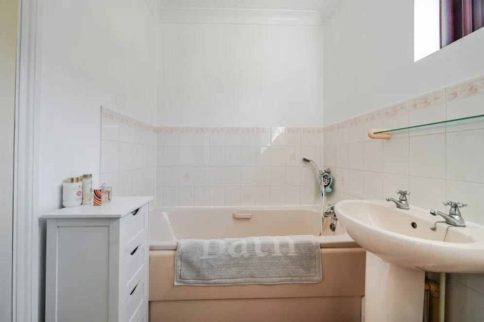 Thomson Way, Marlborough, SN8 photo 14