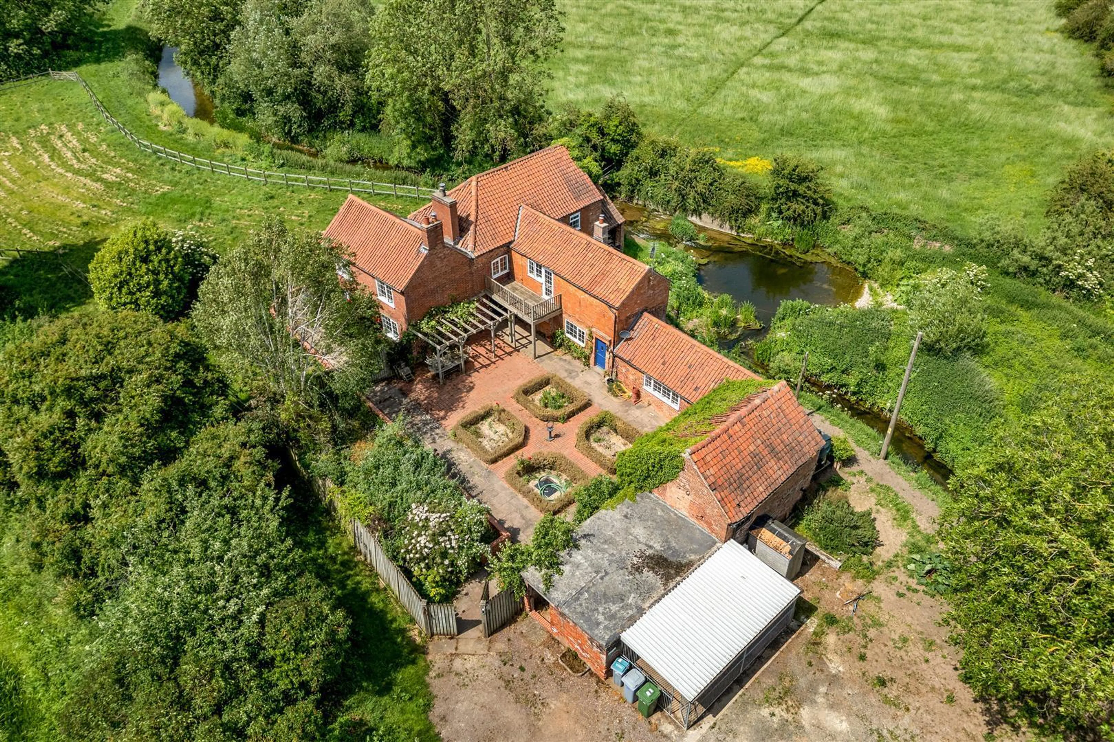 Property at Grassthorpe, Newark