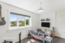 Carisbrooke Road, Mitcham