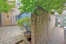 Lavender Hill, LONDON