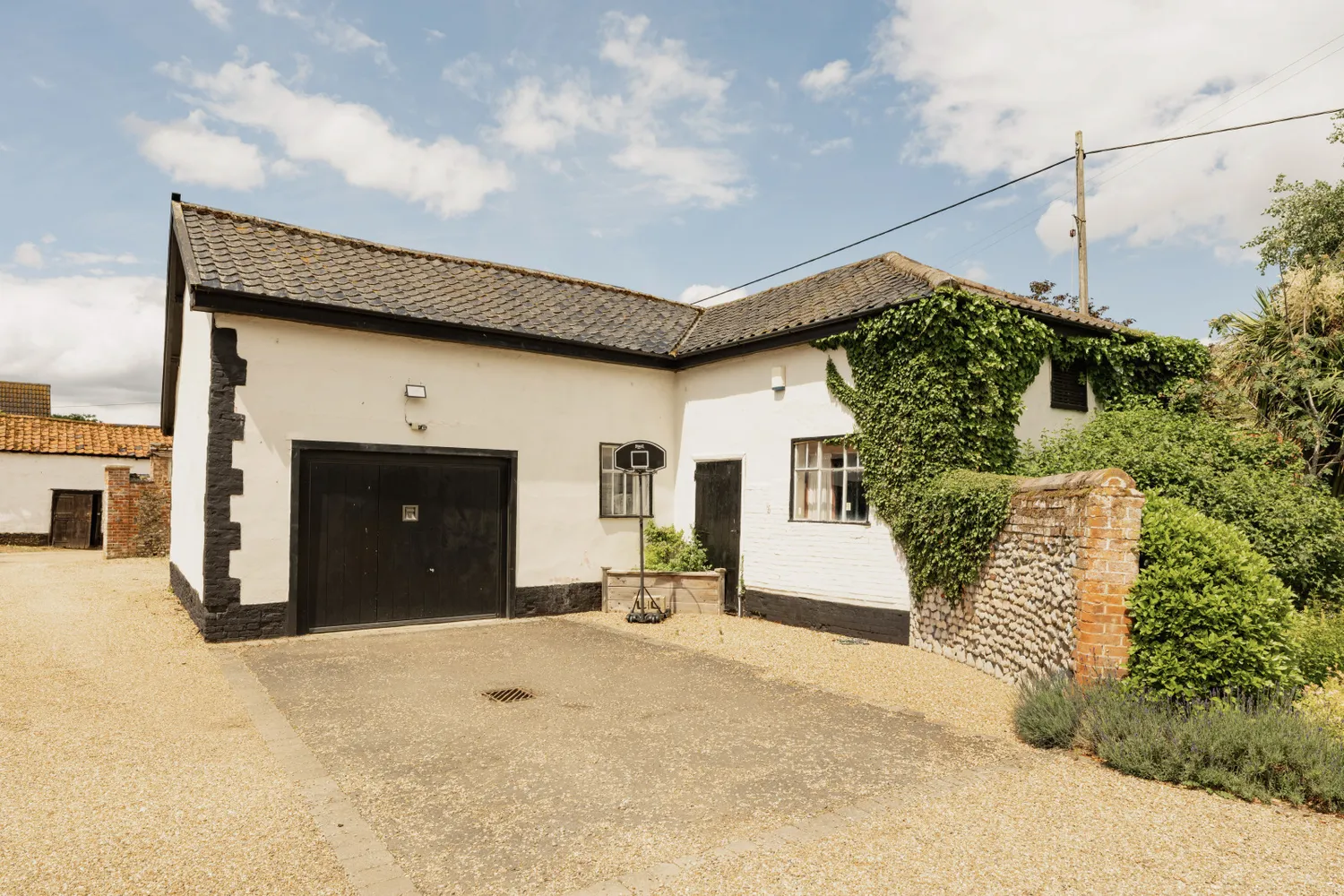 Watton Road, Shropham, NR17 photo 37