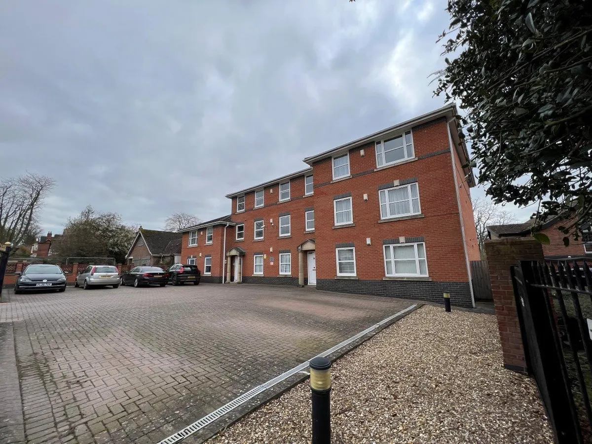 NEW DORIAN LODGE, DALBY ROAD, MELTON MOWBRAY
