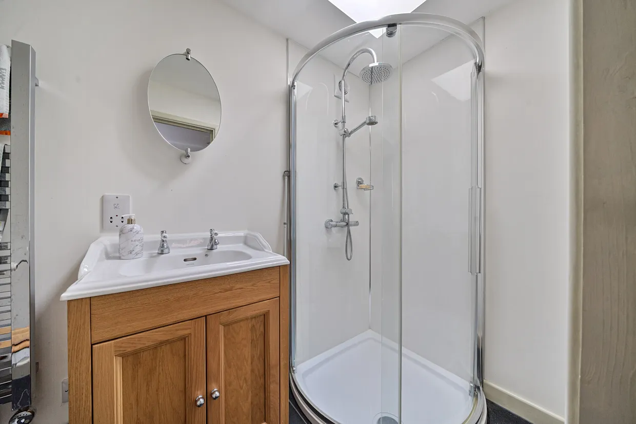 Sunton, Marlborough, SN8 photo 17