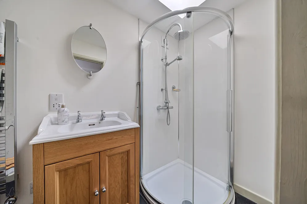 Sunton, Marlborough, SN8 photo 17