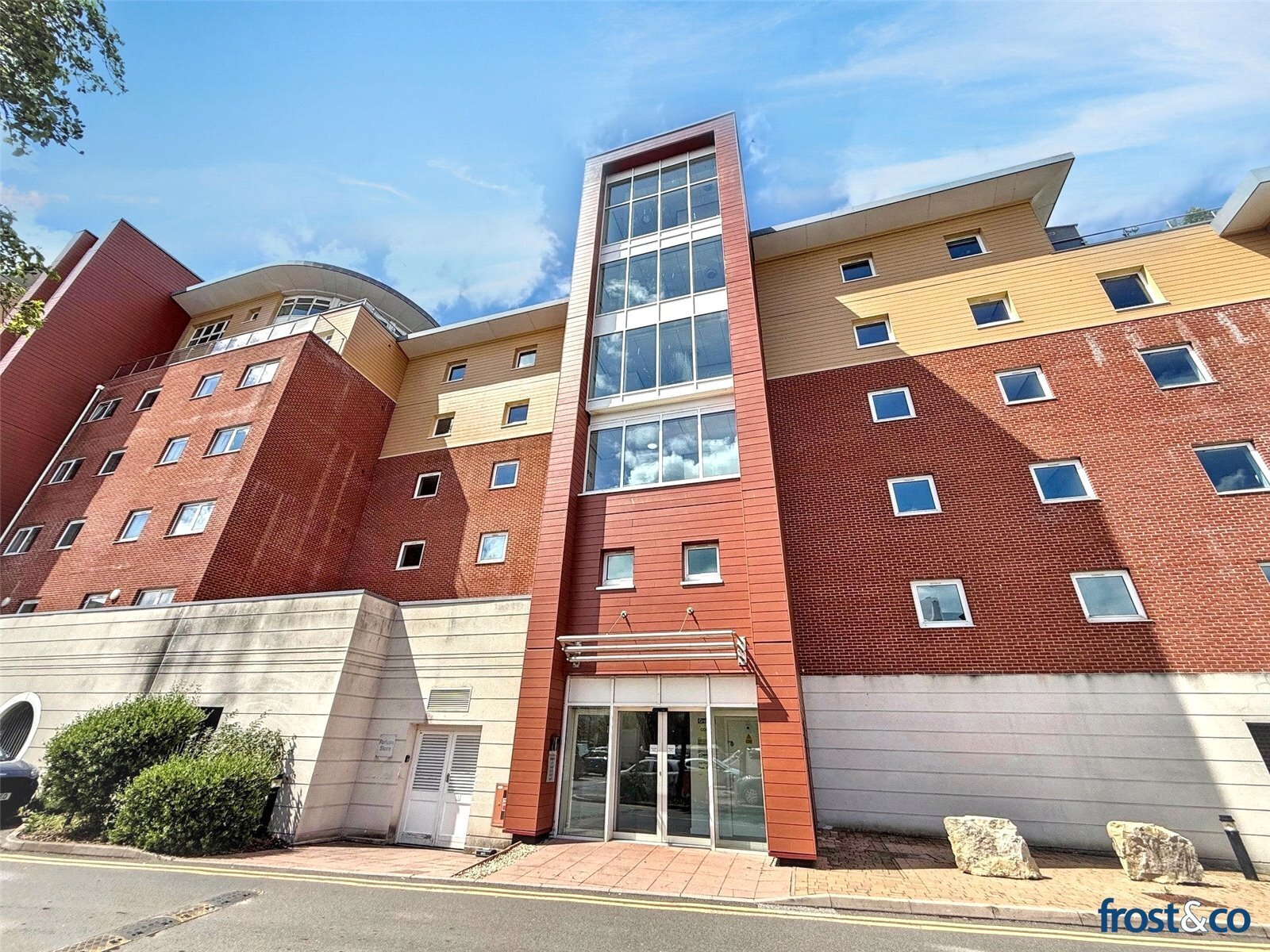 Lifeboat Quay, Poole, Dorset, BH15 Image 1