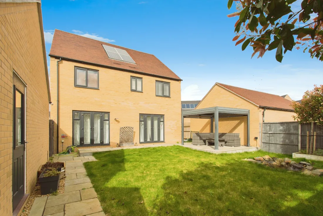 Property photo 9