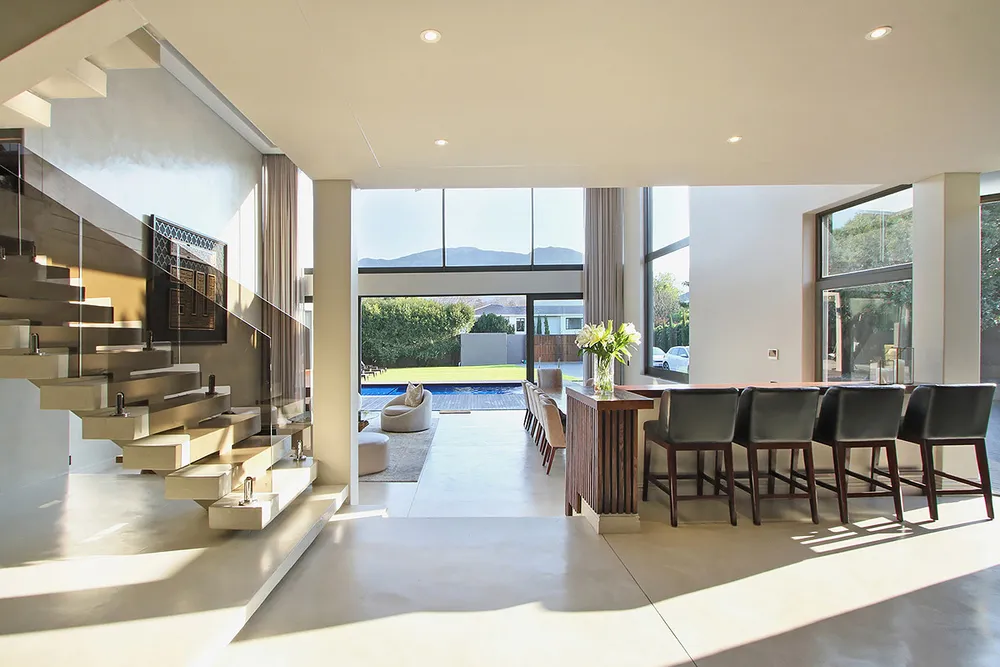 South Africa, Western Cape, Constantia, Zomerlust Avenue, 5