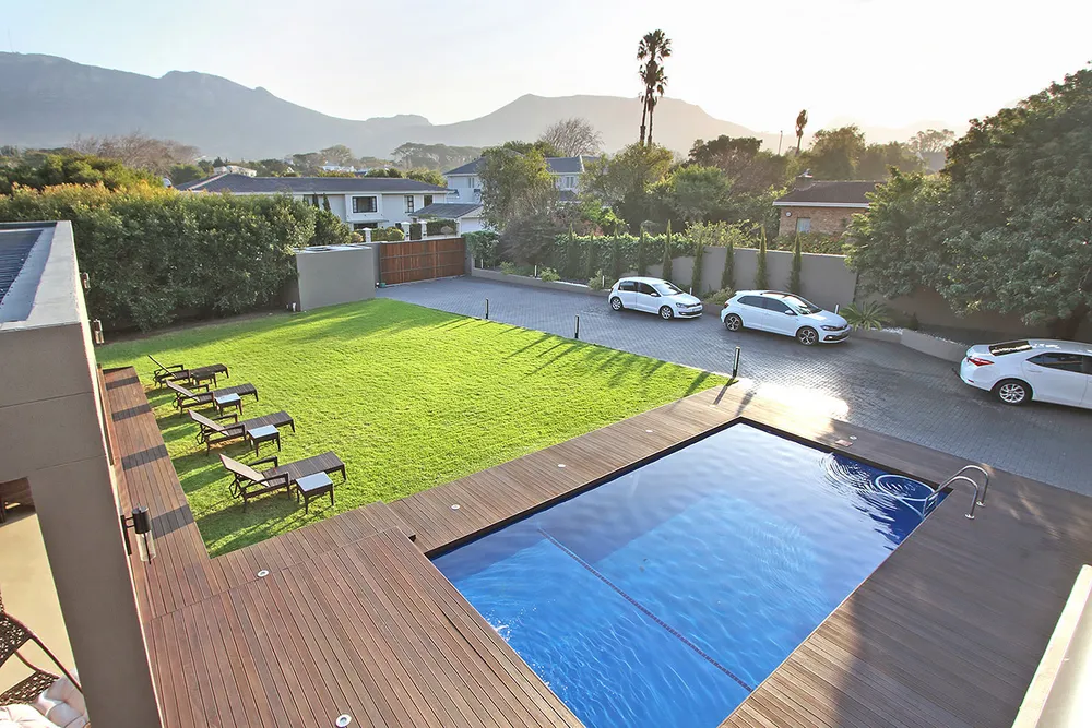 South Africa, Western Cape, Constantia, Zomerlust Avenue, 5