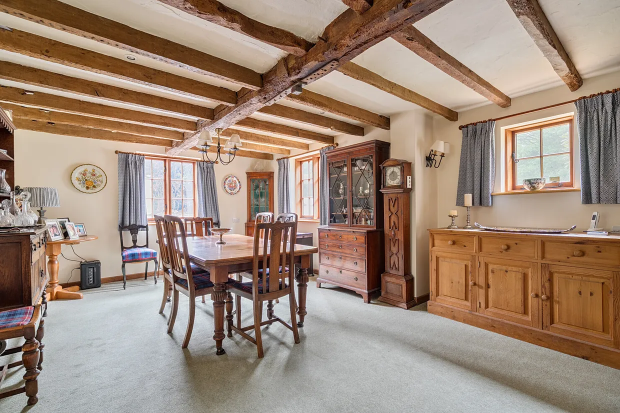 Eastcourt, Burbage, SN8 photo 10