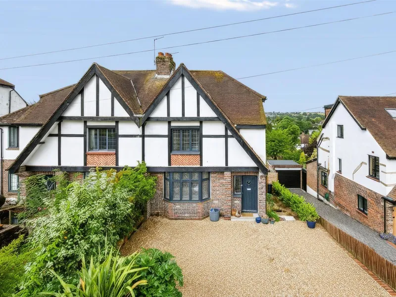 Property thumbnail 1 out of 3