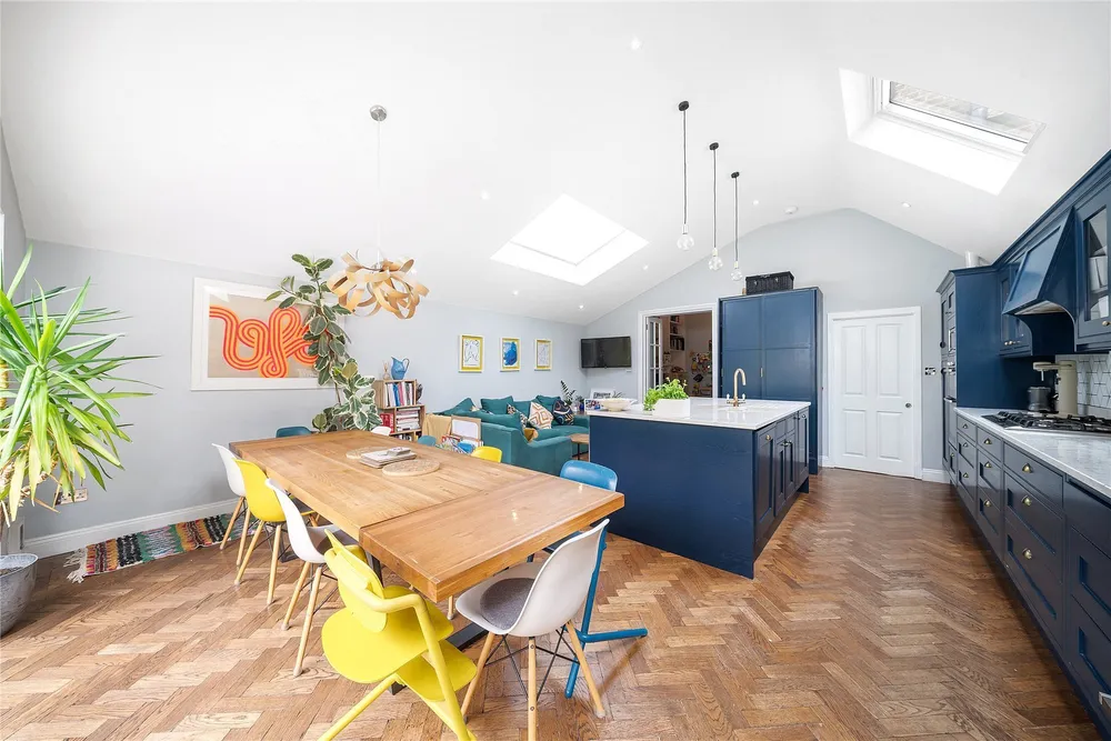 Kings Grove, Peckham, London, SE15