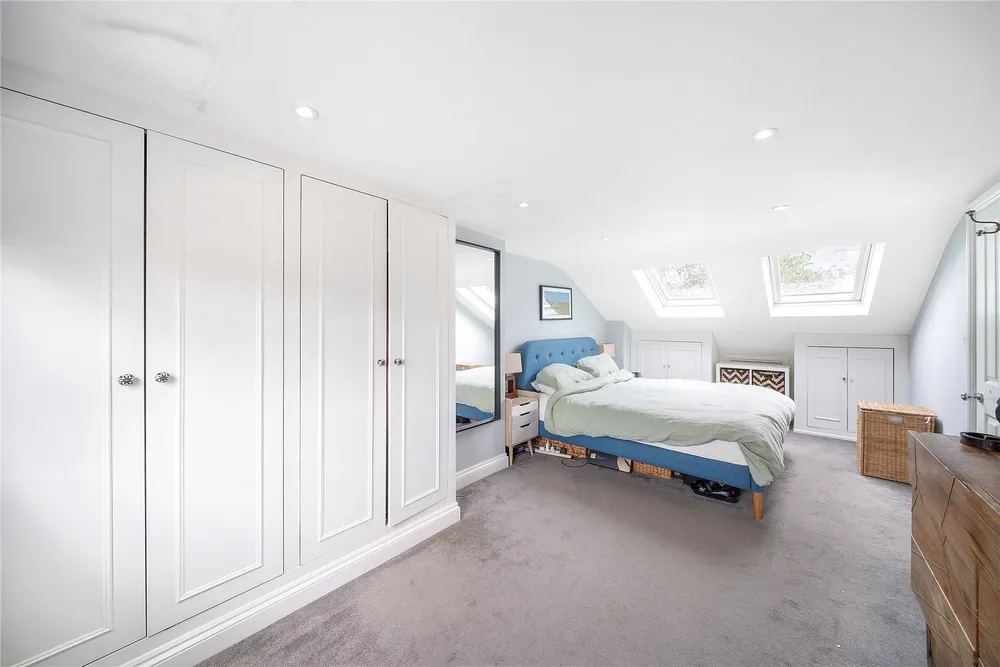 Kings Grove, Peckham, London, SE15