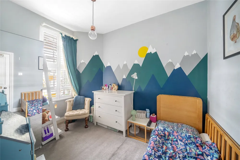 Kings Grove, Peckham, London, SE15