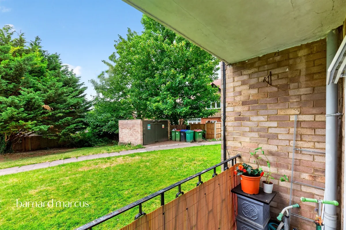 Cheam Road, Sutton