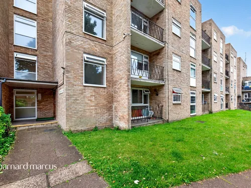 Cheam Road, Suttonphoto