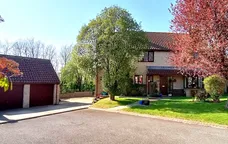 Combe View, Yatton Keynell, SN14 photo 1