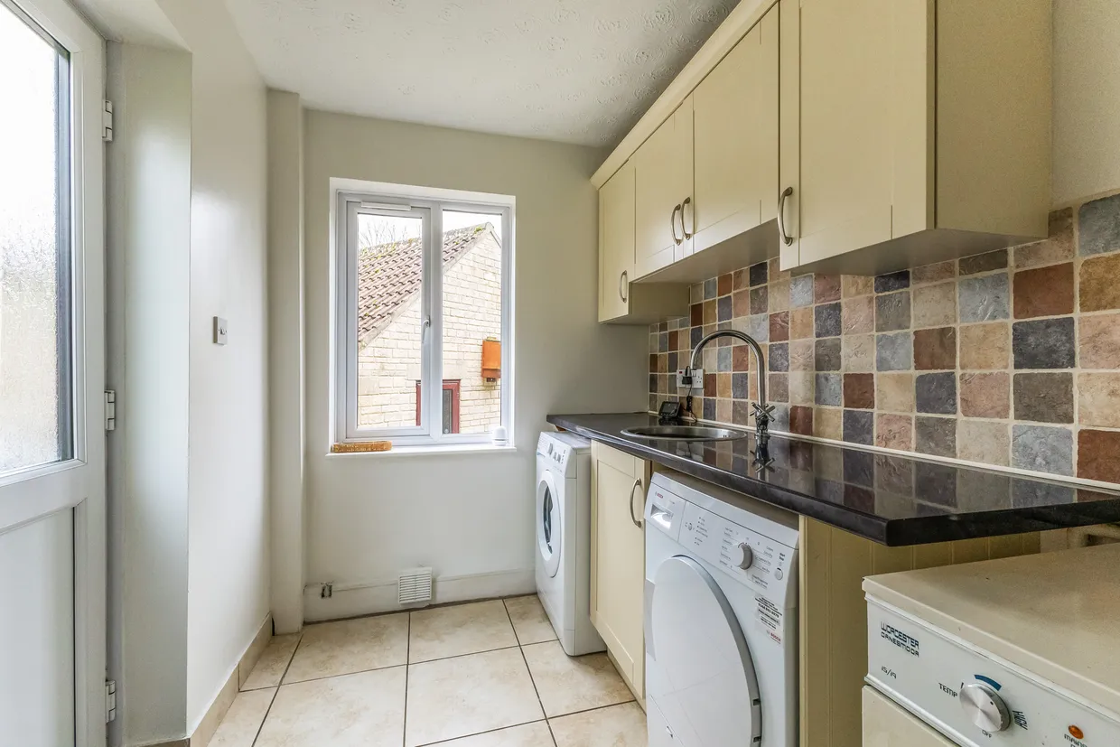 Combe View, Yatton Keynell, SN14 photo 10