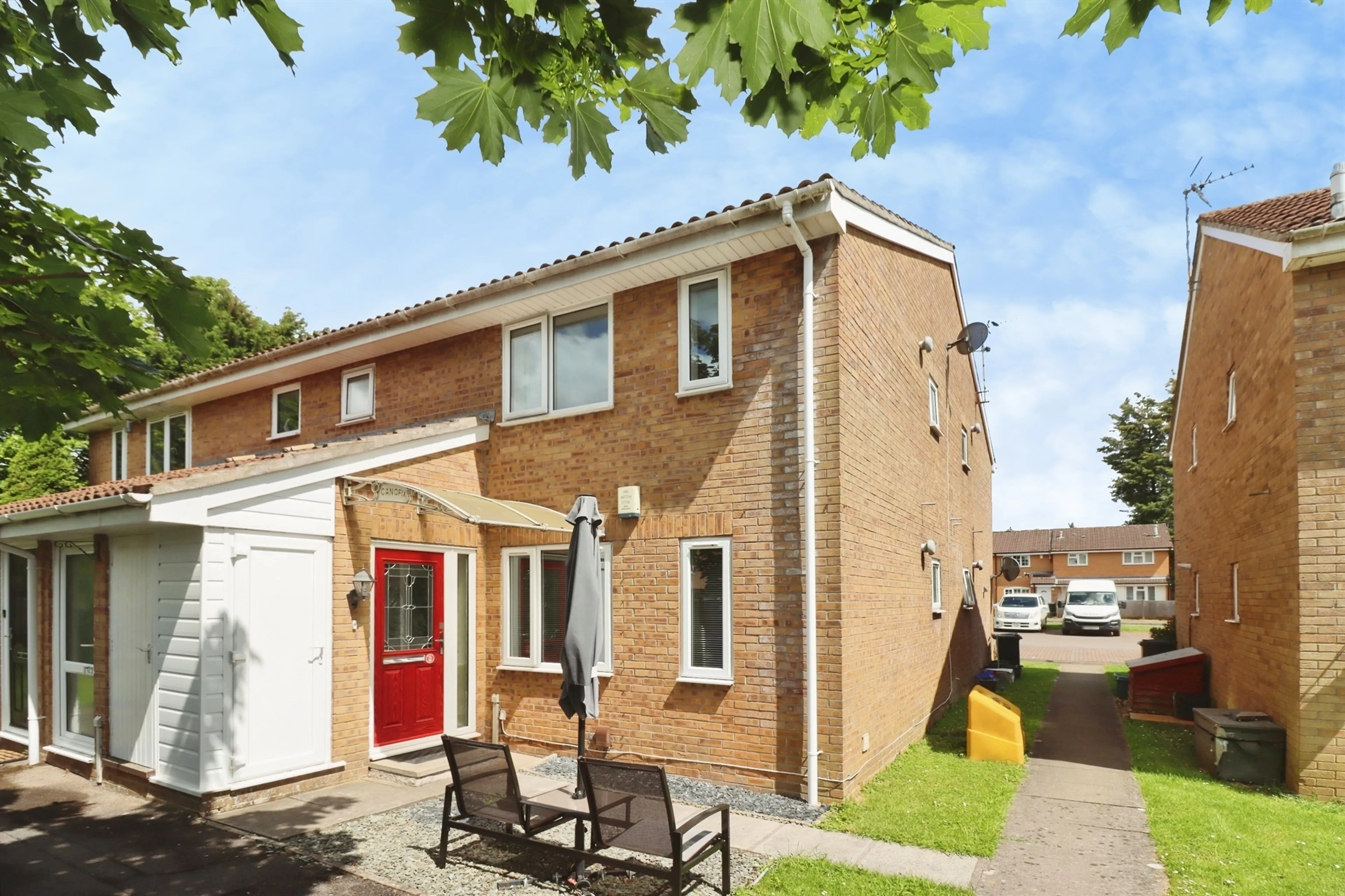 Property photo 0