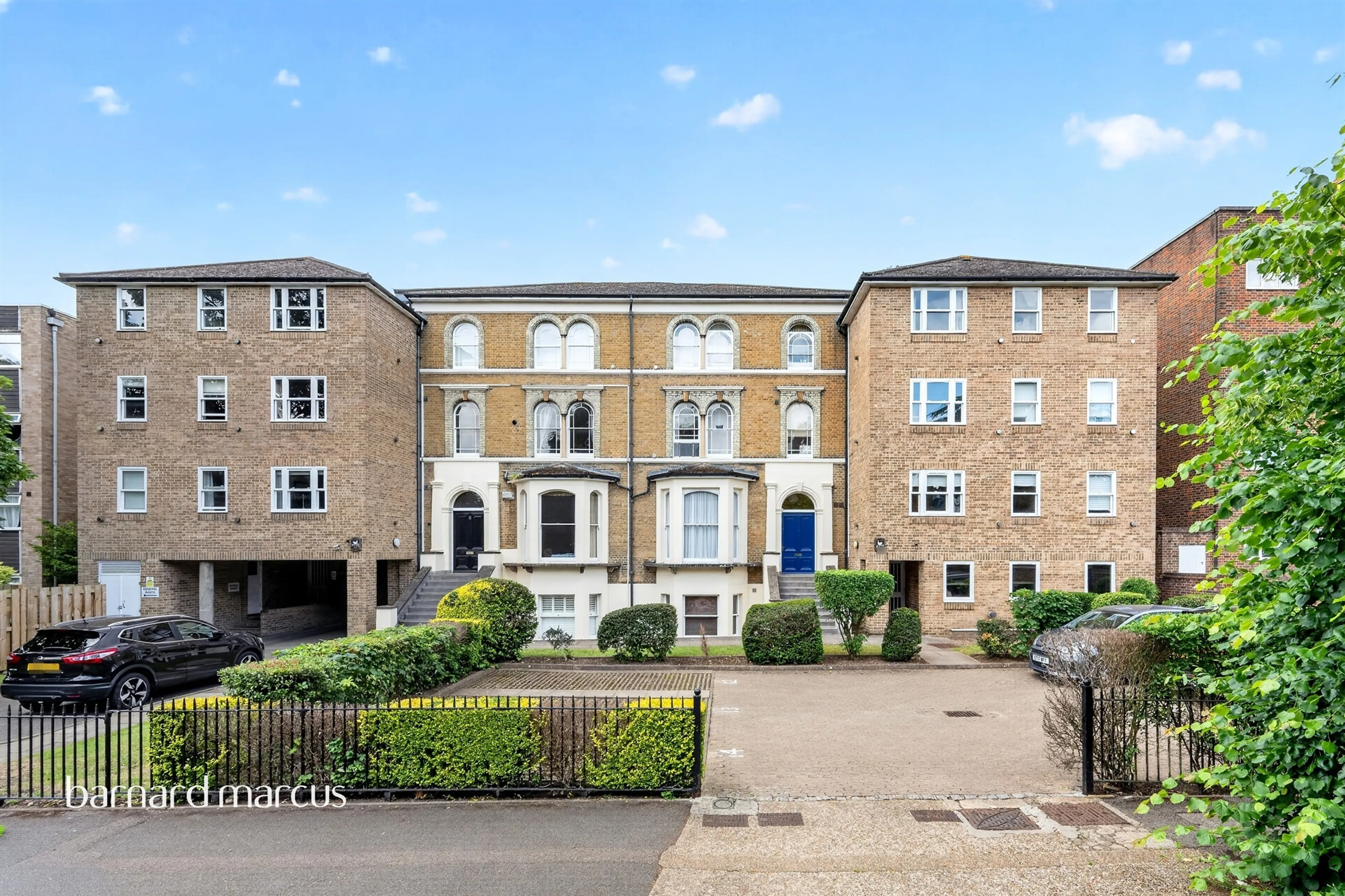 Property at The Avenue, Surbiton